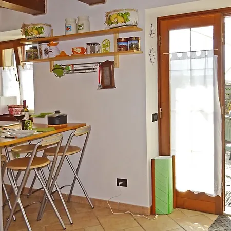 Casa Paola By Gardadomusmea Appartement Tremosine