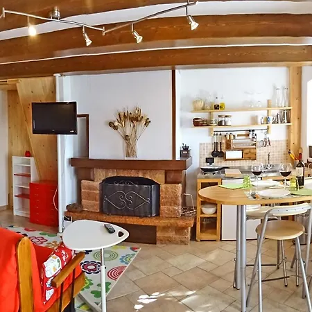 Casa Paola By Gardadomusmea Appartement Tremosine